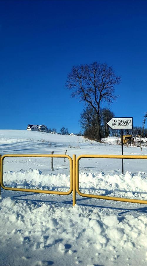 Hotel Sloneczny Brzeg Biskupiec  Esterno foto