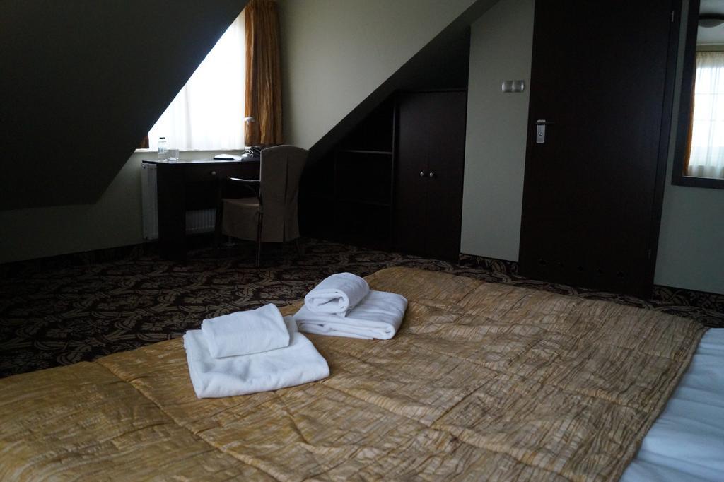 Hotel Sloneczny Brzeg Biskupiec  Camera foto